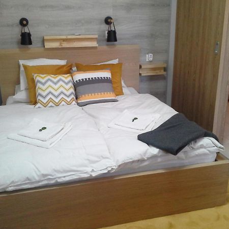 Alexandra Apartment Hajduszoboszlo - Chic Flat Экстерьер фото